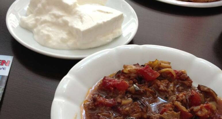 Kardelen Semikler Izmir Zomato